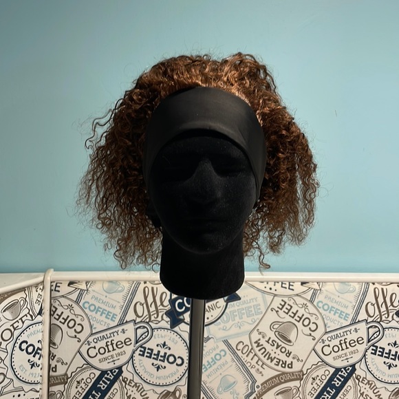 📦 FREE W/ wig purchase Short curly Afro 12” - Picture 3 of 5